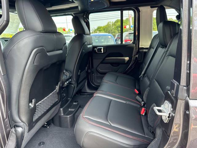 New 2025 Jeep Wrangler Unlimited Rubicon image 5