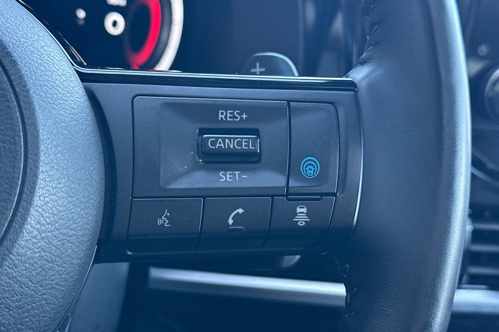 Certified 2024 Nissan Pathfinder Platinum w/ Cargo Package image 39