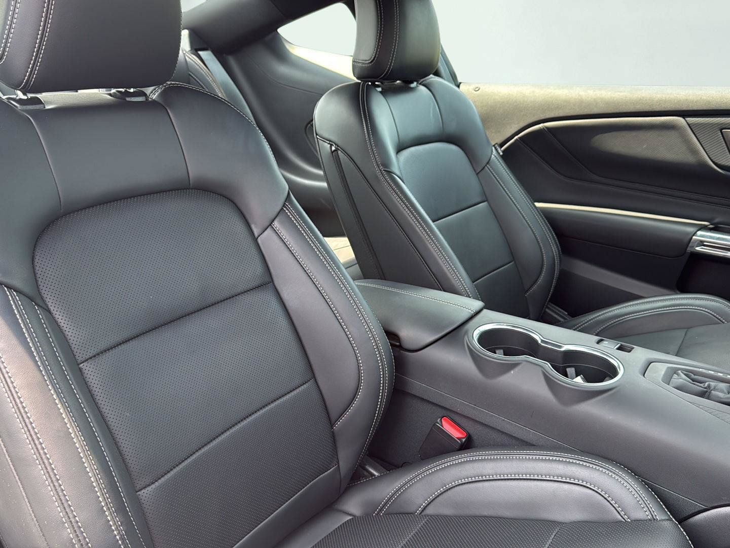 Used 2026 Ford Mustang Premium RWD image 22