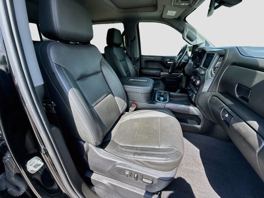 Used 2019 Chevrolet Silverado 1500 LTZ w/ LTZ Convenience Package AWD/4WD image 32