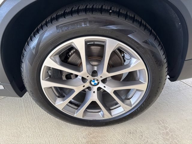 Used 2019 BMW X5 xDrive40i w/ Convenience Package AWD/4WD image 39