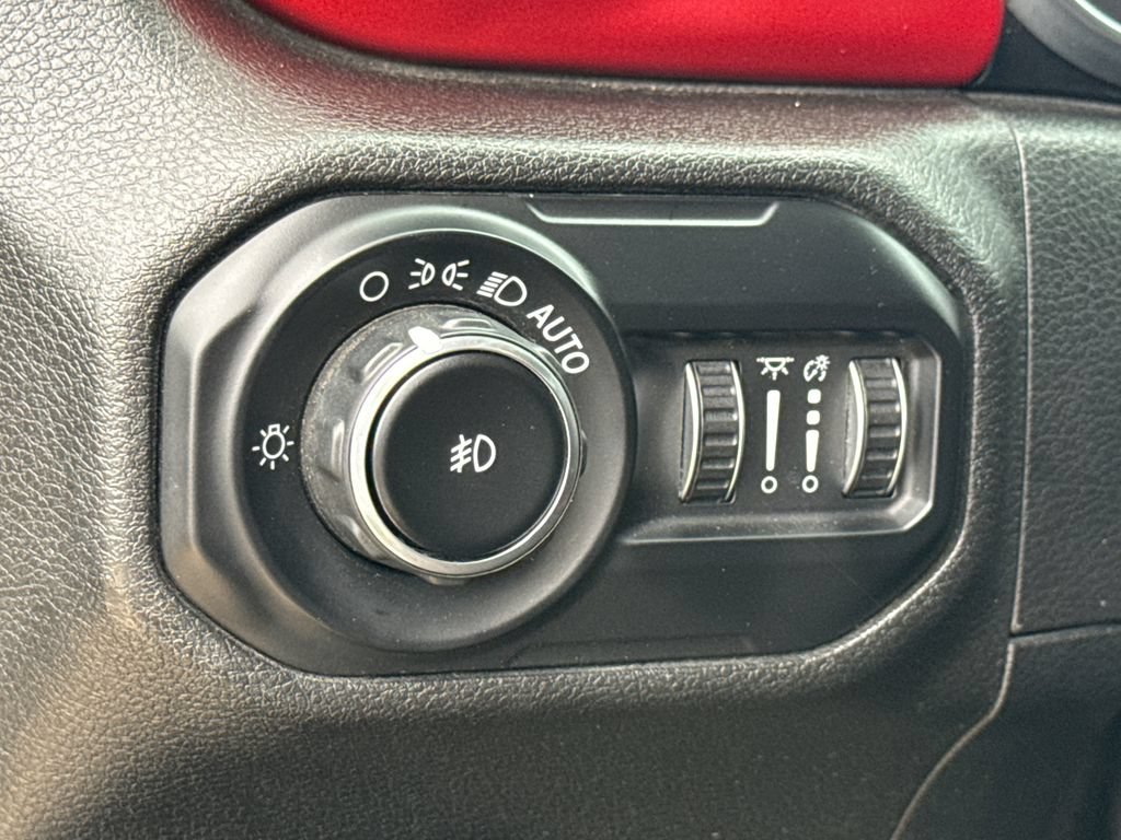 Used 2020 Jeep Wrangler Unlimited Rubicon AWD/4WD image 25