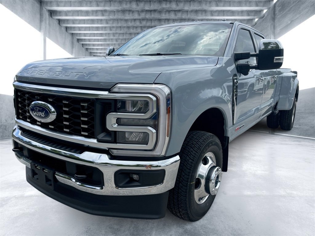 New 2026 Ford F350 Lariat w/ Chrome Package image 1