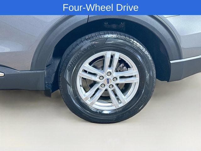 Certified 2023 Ford Explorer XLT w/ Class IV Trailer Tow Package AWD/4WD image 6