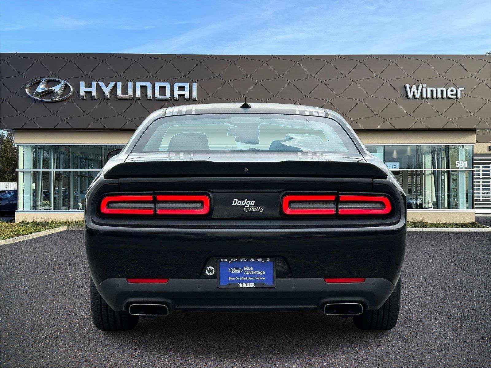 Used 2018 Dodge Challenger R/T Plus RWD image 3