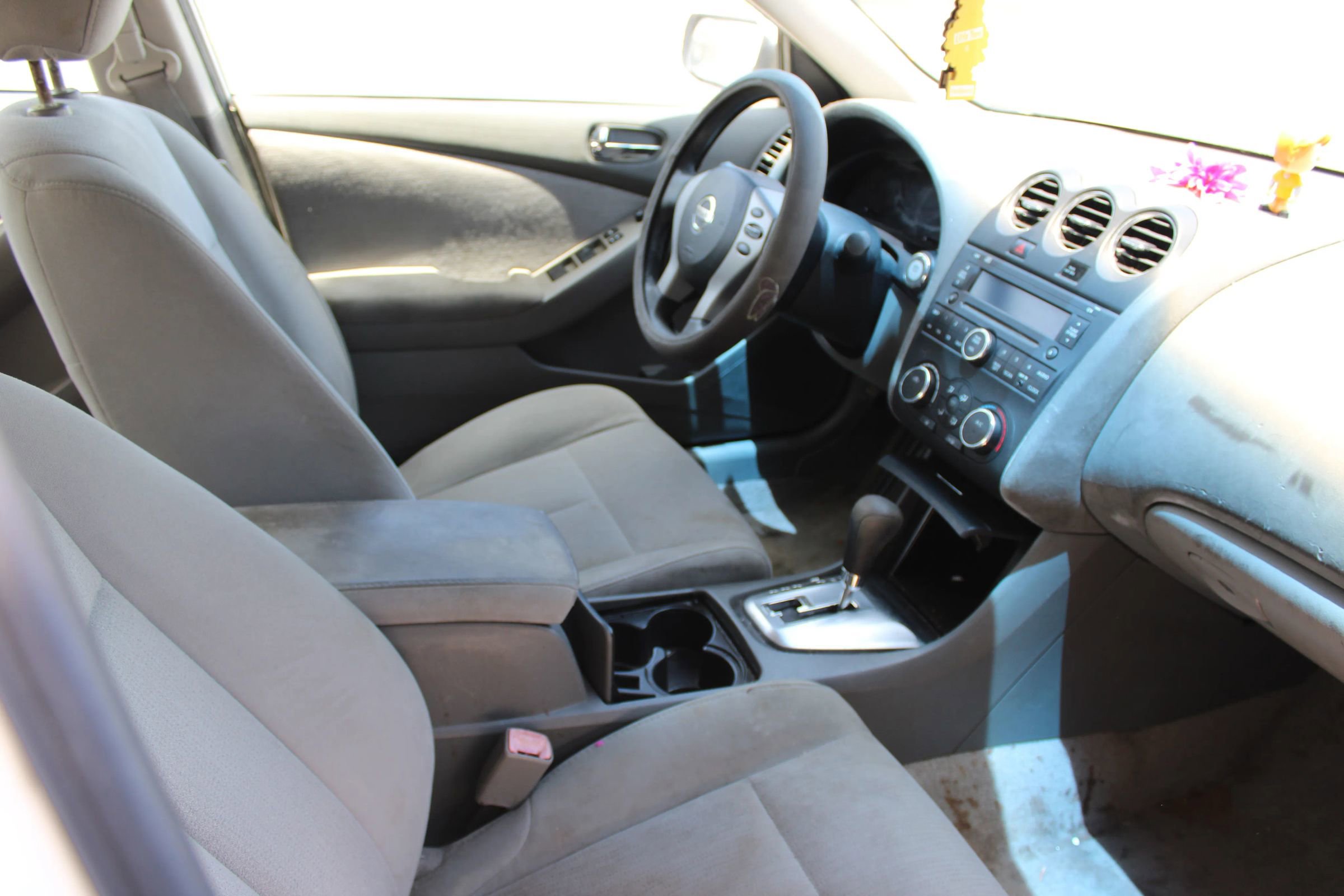 Used 2011 Nissan Altima 2.5 S FWD image 11