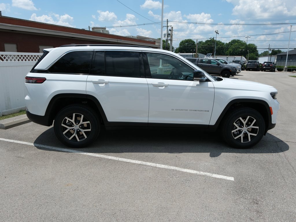 New 2025 Jeep Grand Cherokee Limited image 2