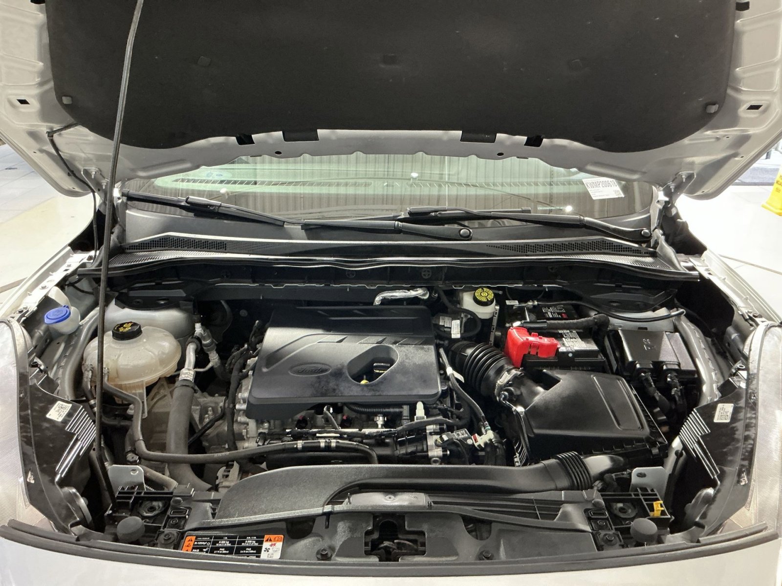 Used 2020 Ford Escape SE image 34