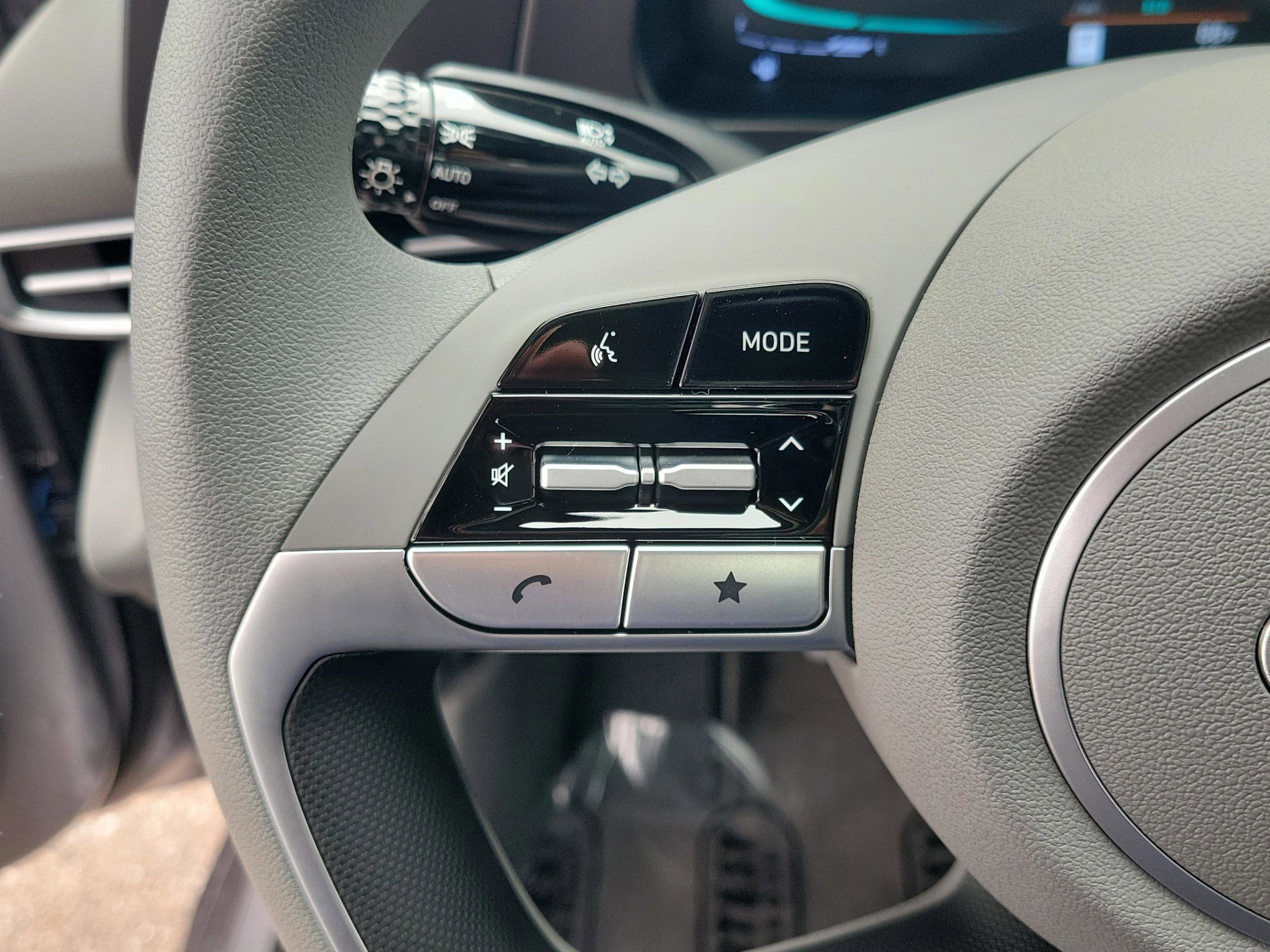 New 2025 Hyundai Elantra Blue image 25