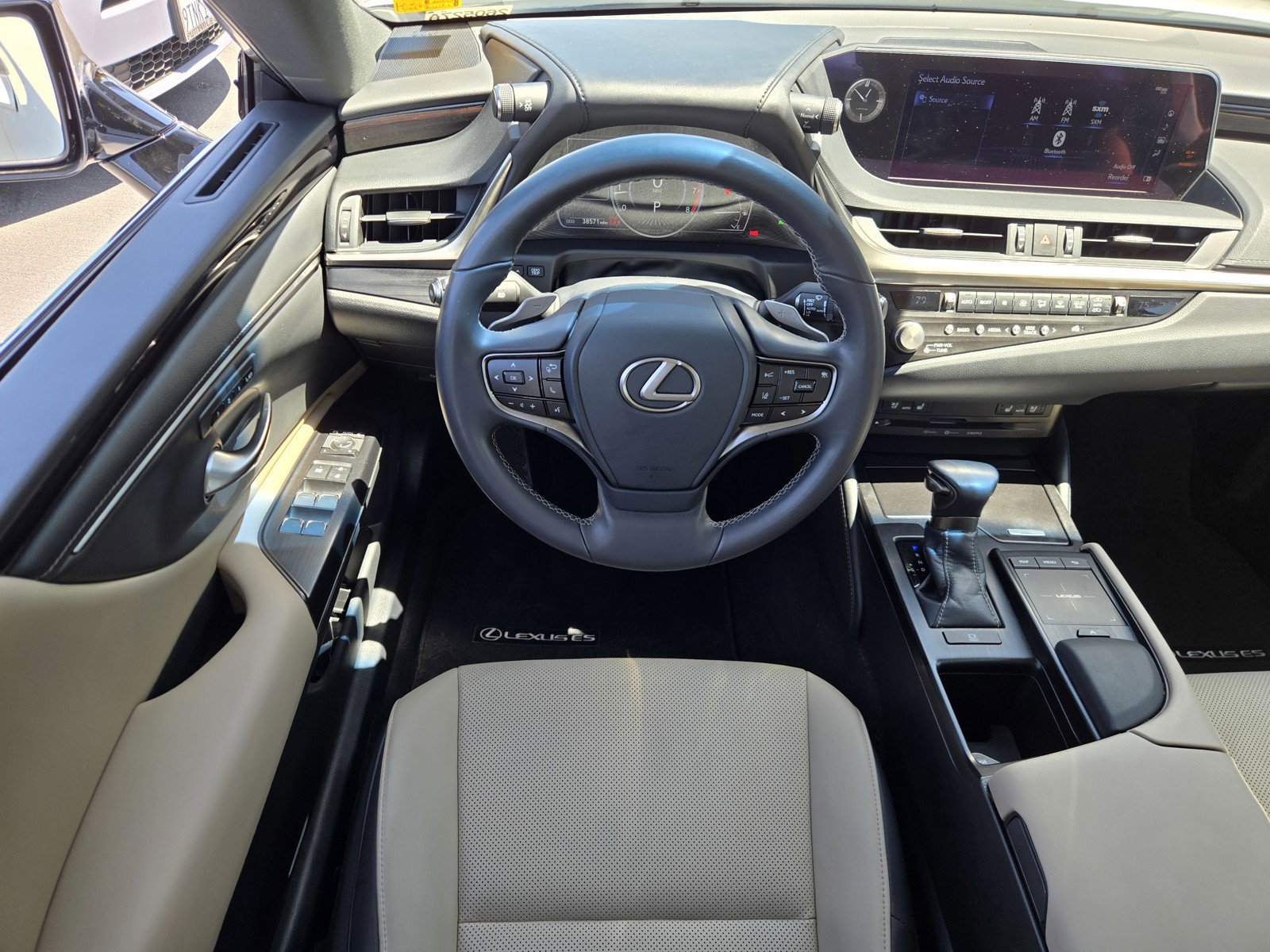 Used 2021 Lexus ES 350 w/ Premium Package FWD image 13