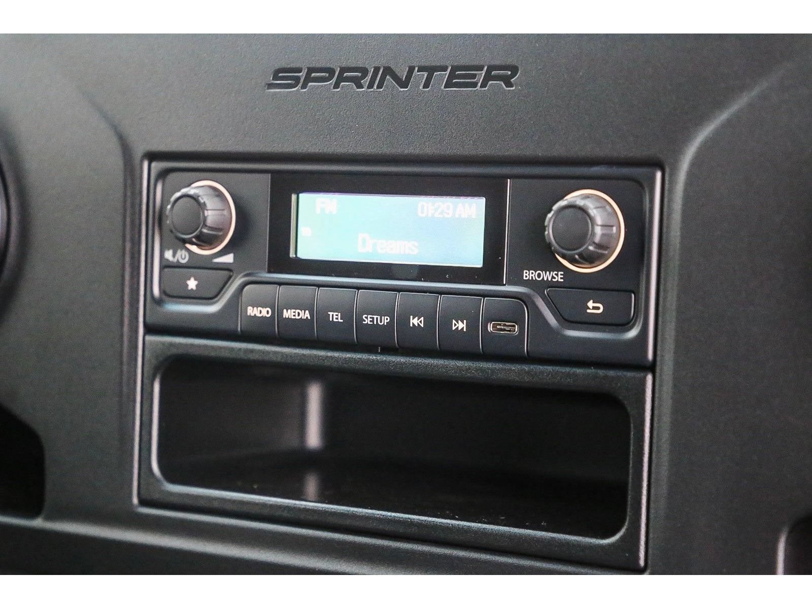 New 2024 Mercedes-Benz eSprinter 170 Cargo image 13