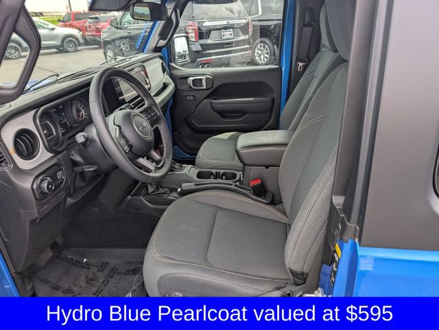 Used 2025 Jeep Wrangler Sport AWD/4WD image 11