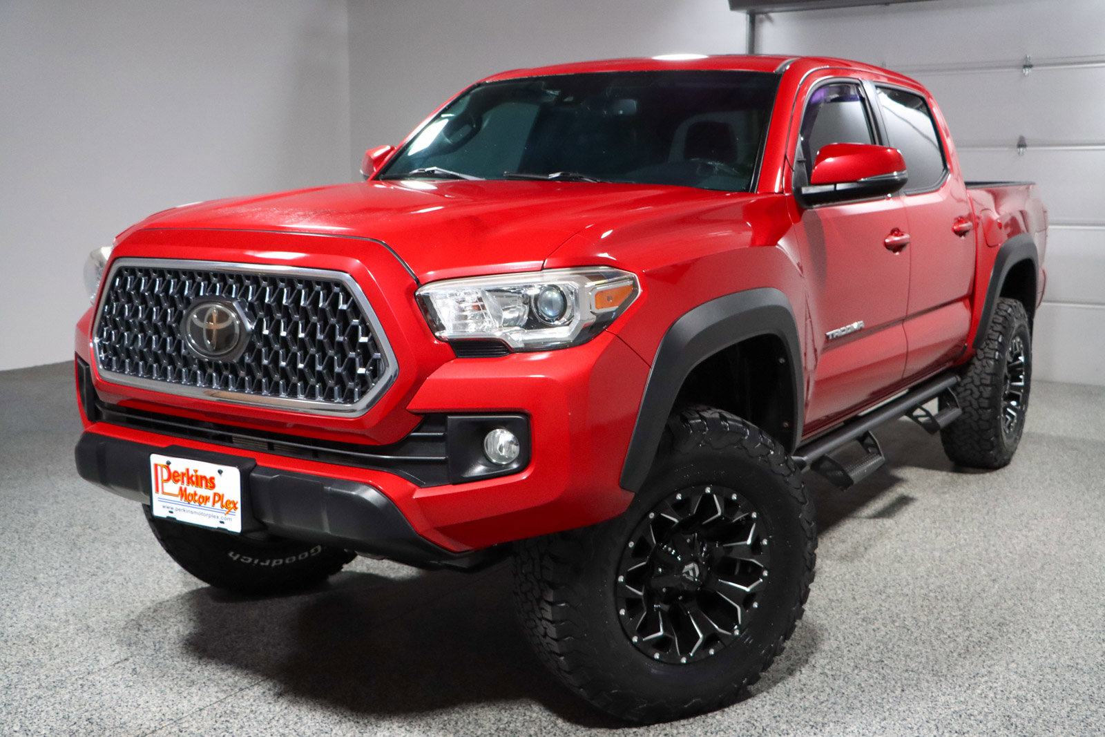 Used 2018 Toyota Tacoma TRD Off-Road image 35