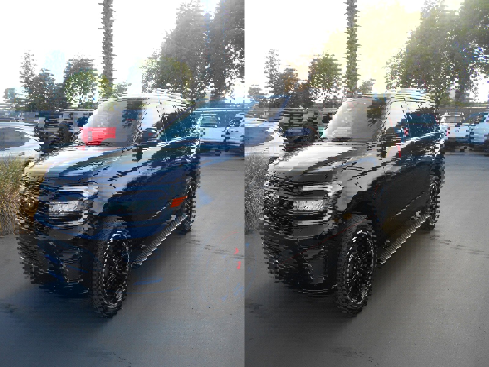 Used 2024 Ford Expedition Limited video 1