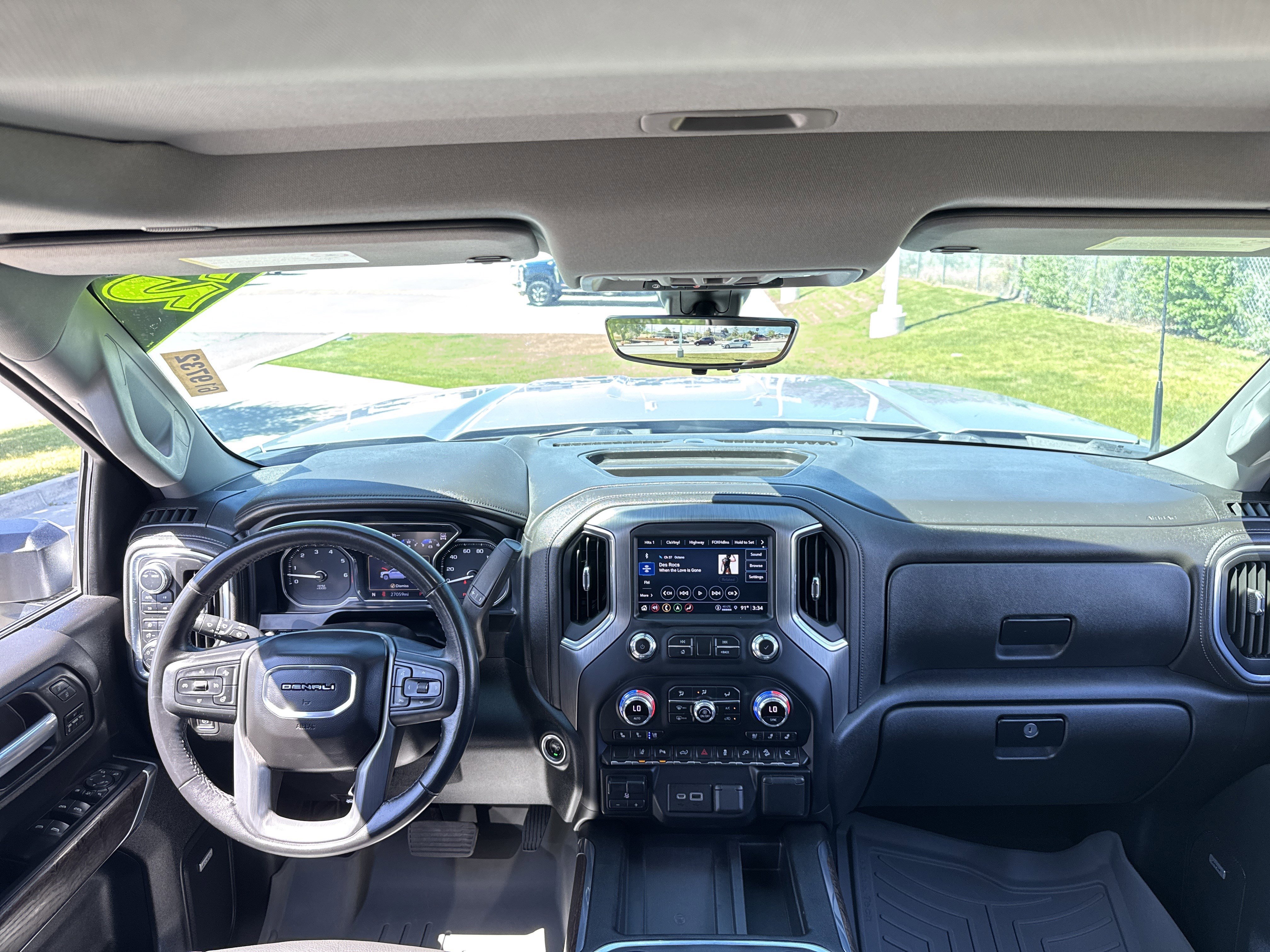 Used 2022 GMC Sierra 2500 Denali w/ Denali Ultimate Package AWD/4WD image 18