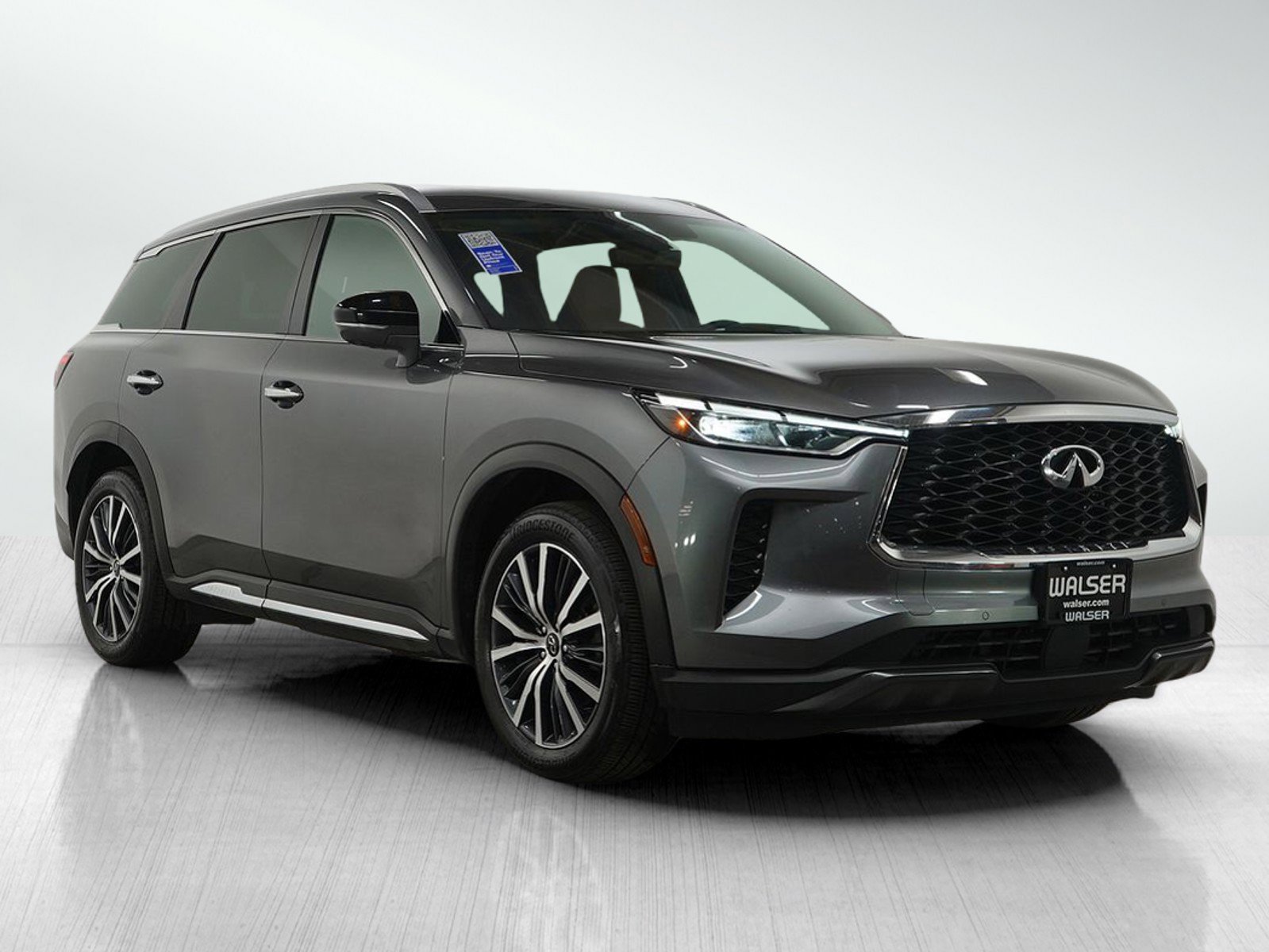 Used 2024 INFINITI QX60 Sensory image 8