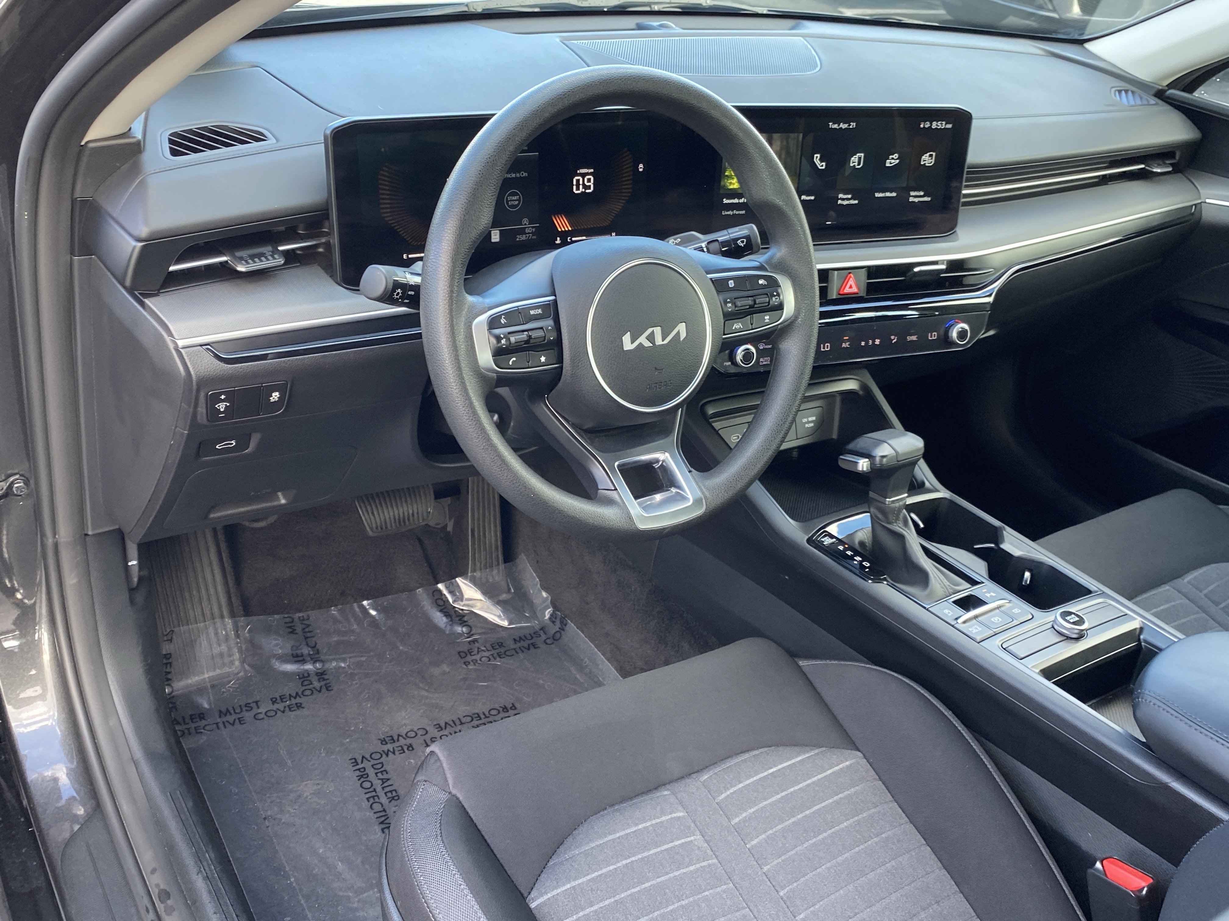 Used 2025 Kia K5 LXS FWD image 14