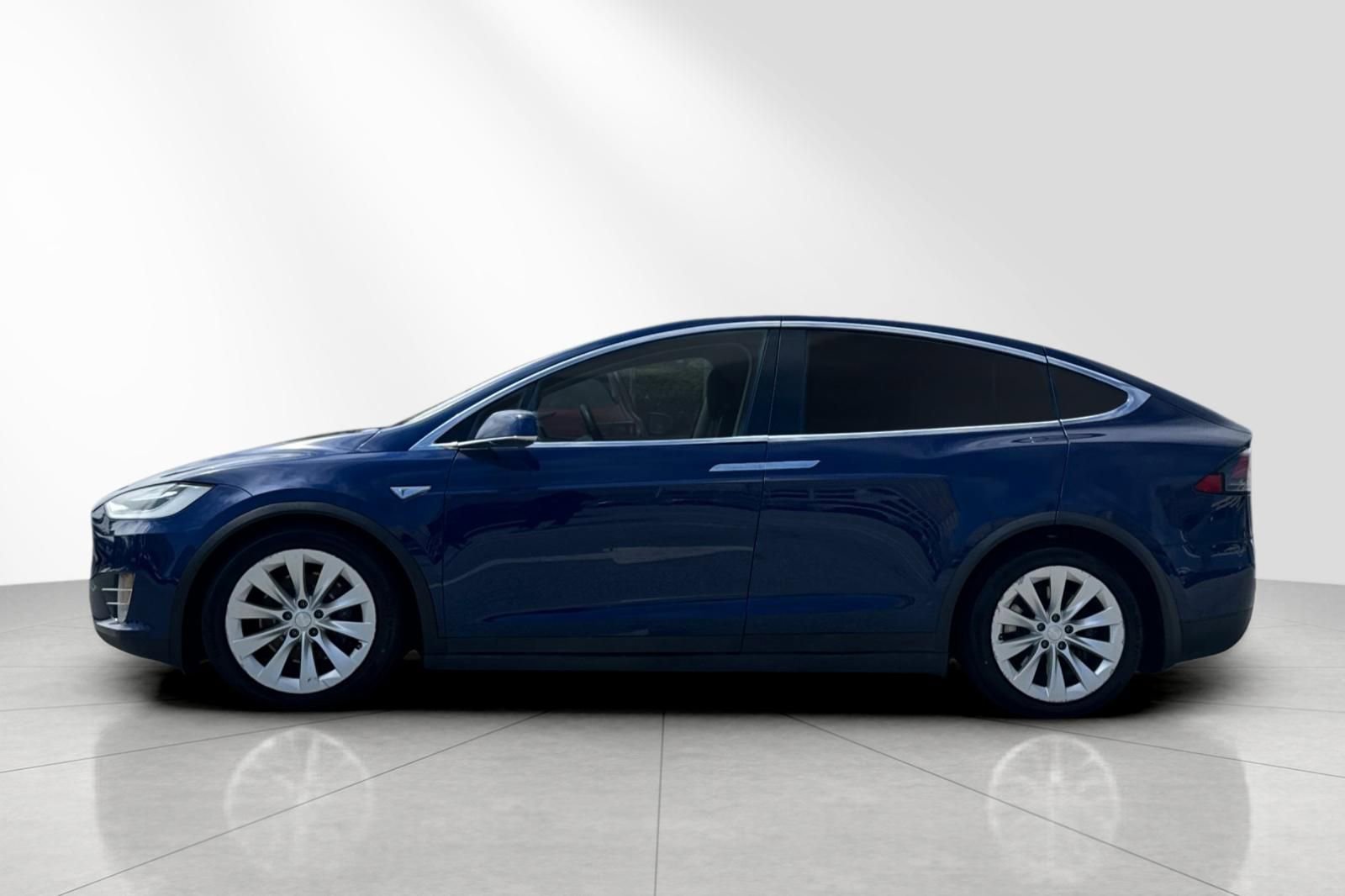 Used 2016 Tesla Model X 90D AWD/4WD image 7