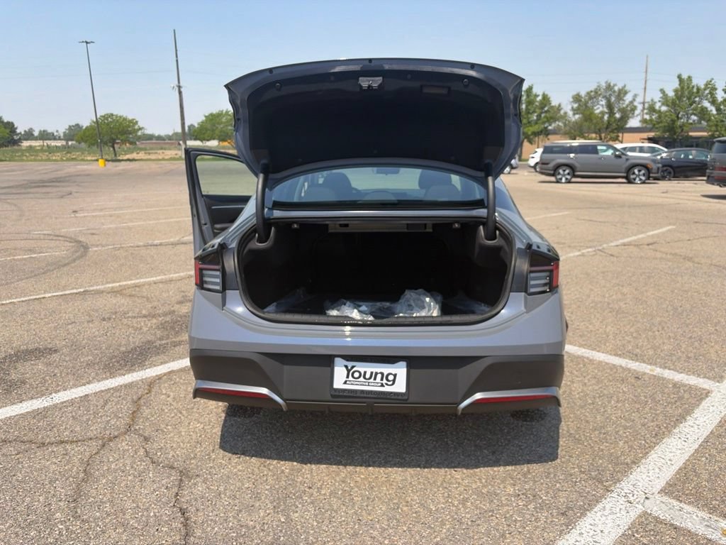 Used 2026 Hyundai Sonata SE FWD image 31