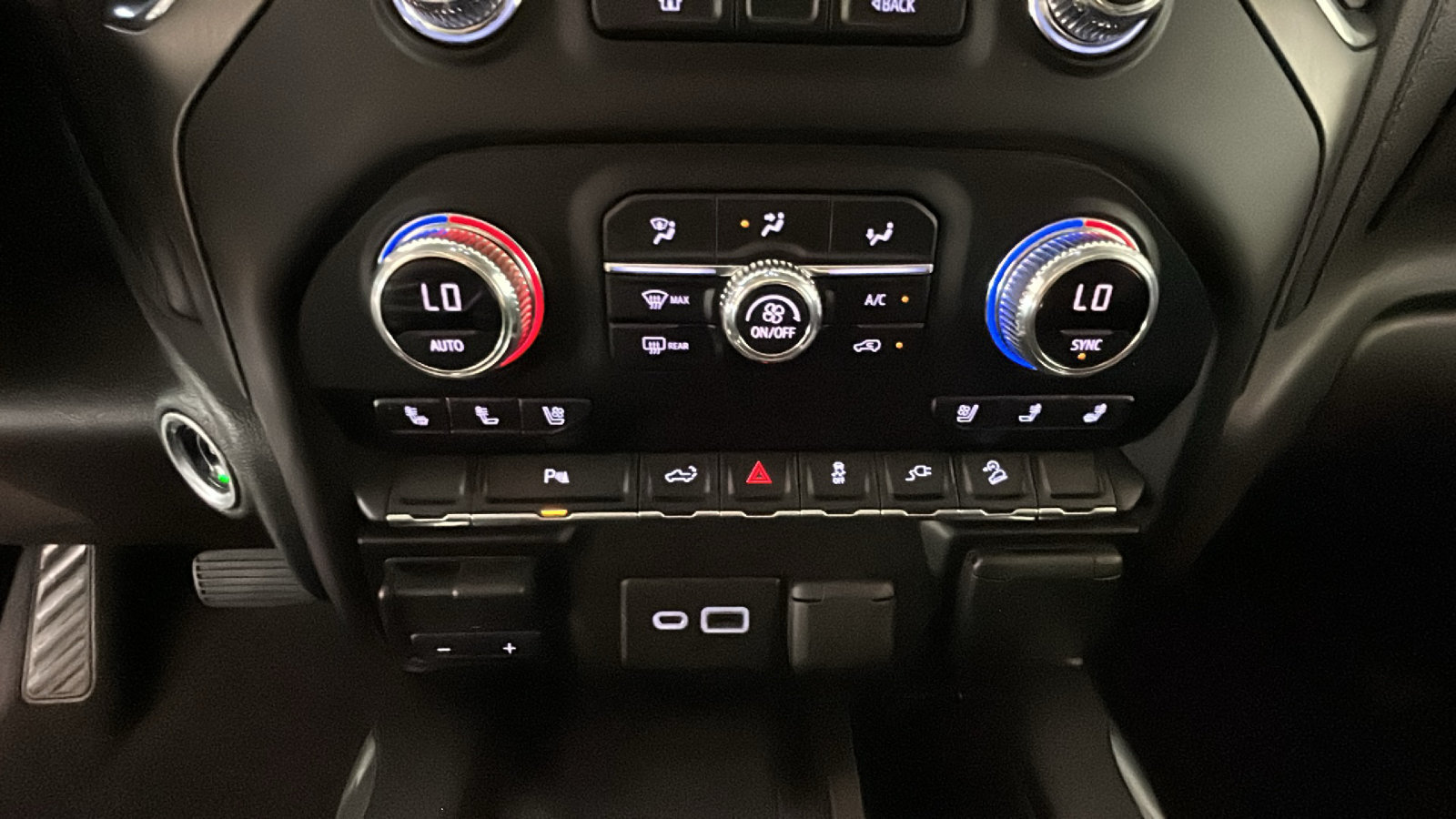 Used 2021 GMC Sierra 1500 Denali AWD/4WD image 27