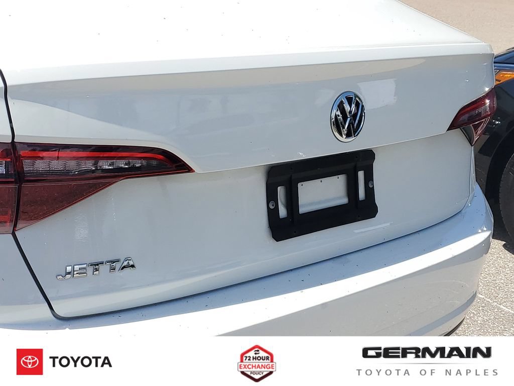 Used 2020 Volkswagen Jetta R-Line w/ R-Line Cold Weather Package FWD image 18