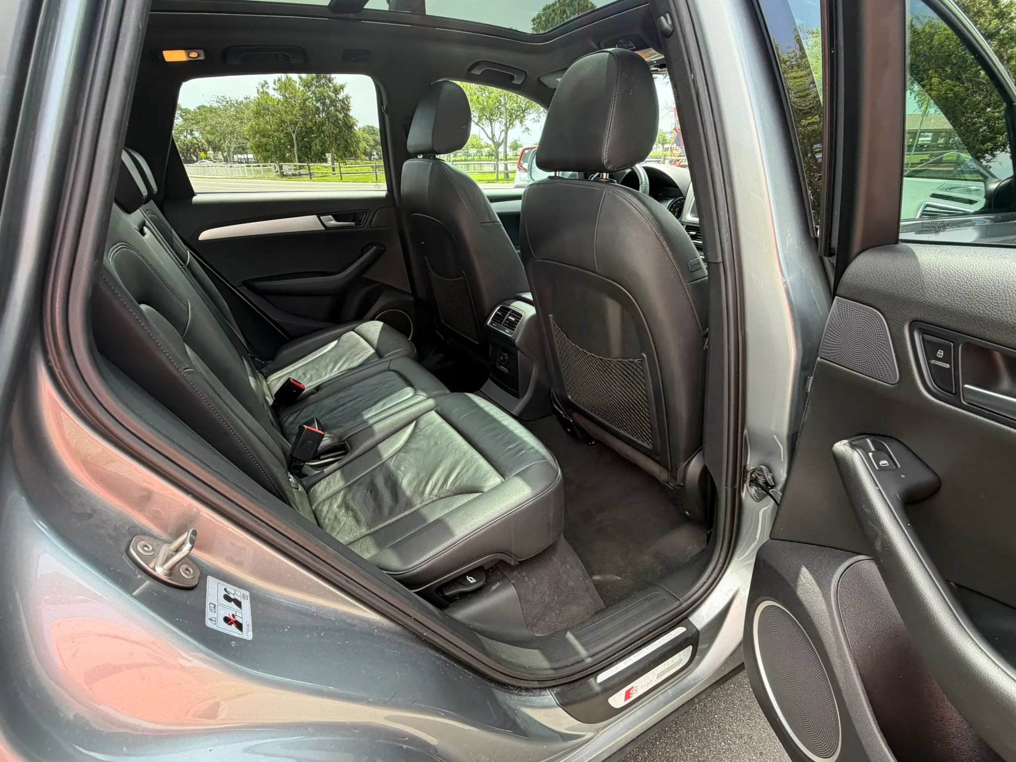 Used 2010 Audi Q5 3.2 Prestige AWD/4WD image 27