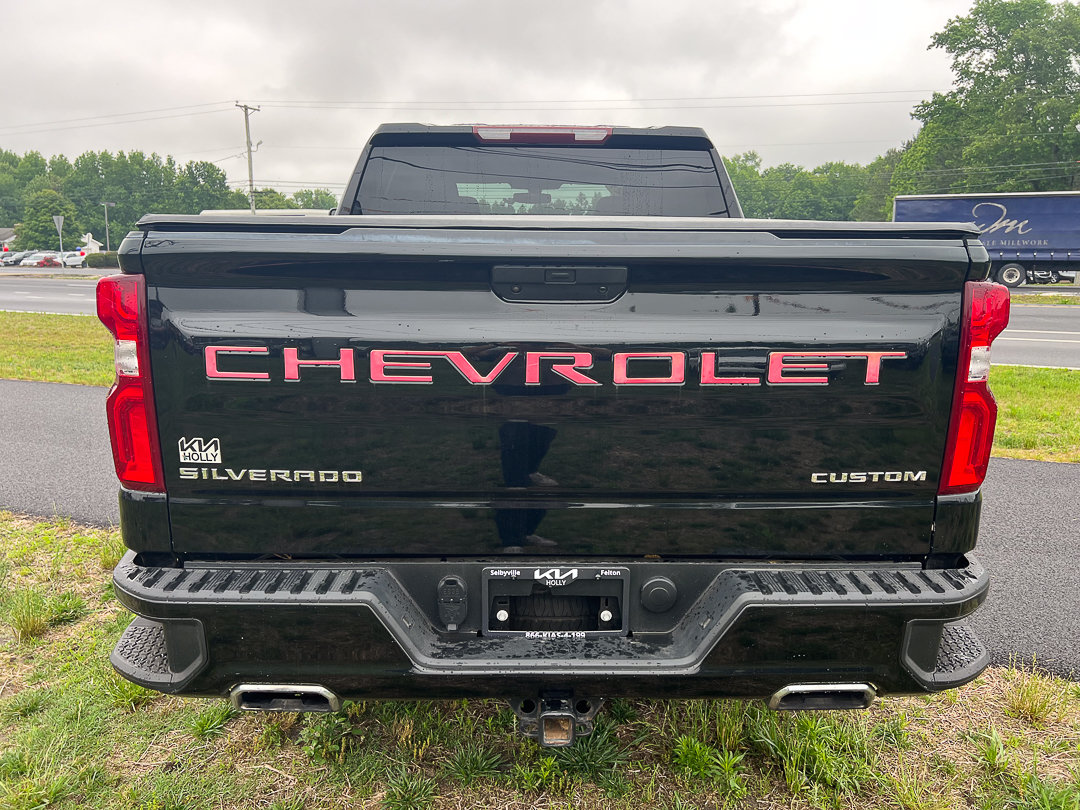 Used 2021 Chevrolet Silverado 1500 Custom Trail Boss AWD/4WD image 5