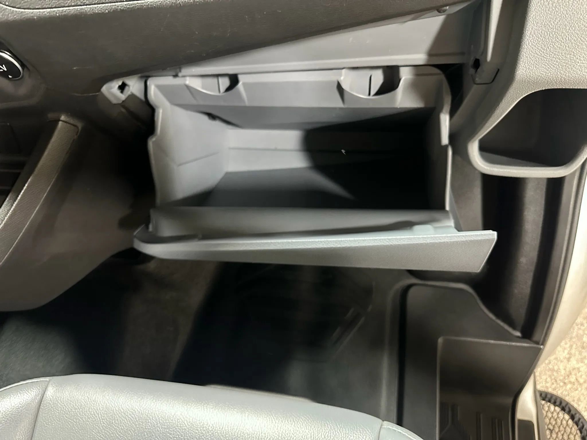 Used 2015 Ford Transit 350 XL image 36