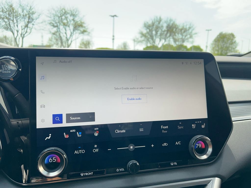 Used 2023 Lexus RX 350 F Sport w/ Accessory Package (Z1) AWD/4WD image 25