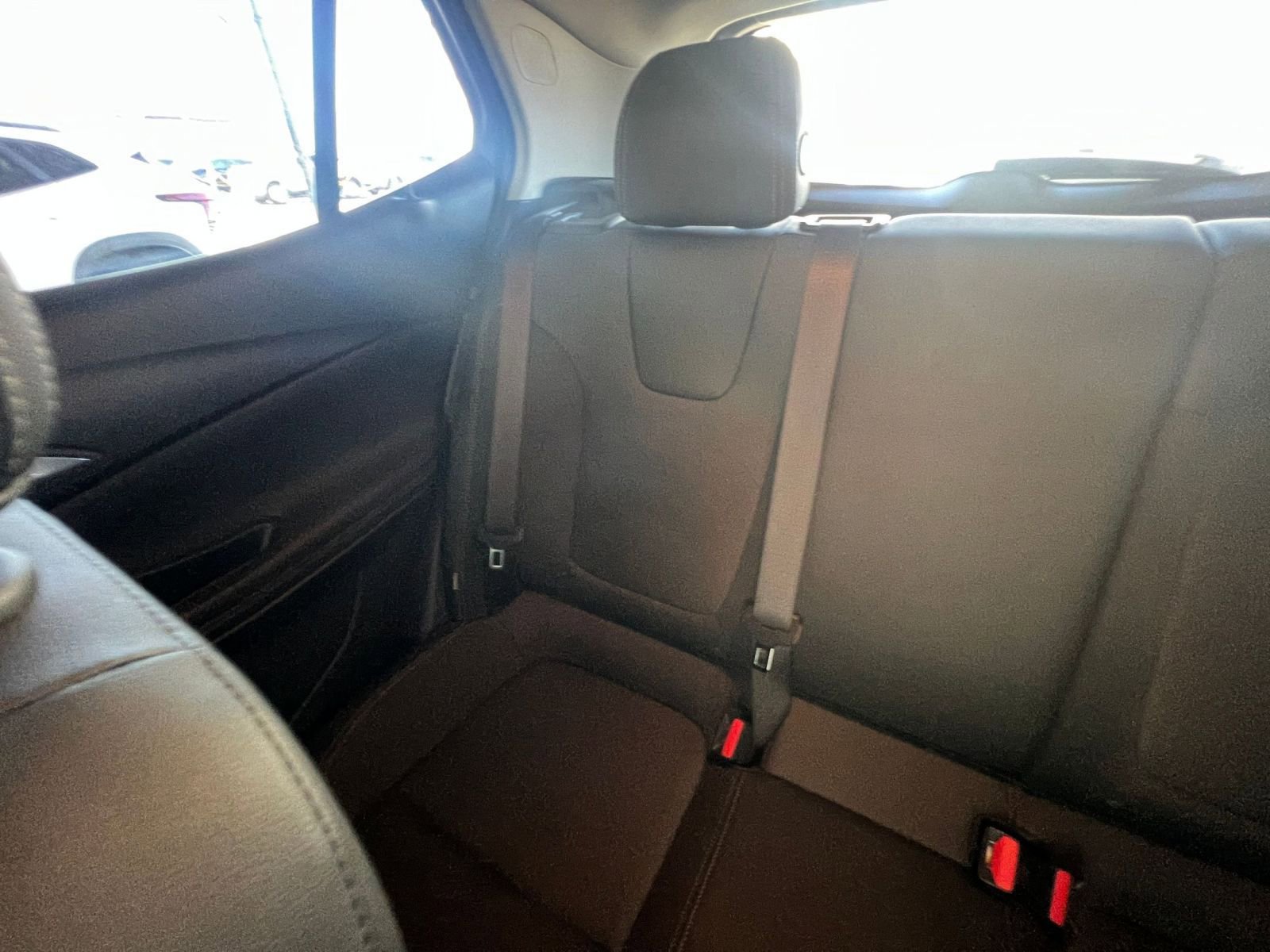 Used 2025 Buick Encore GX Preferred FWD image 39