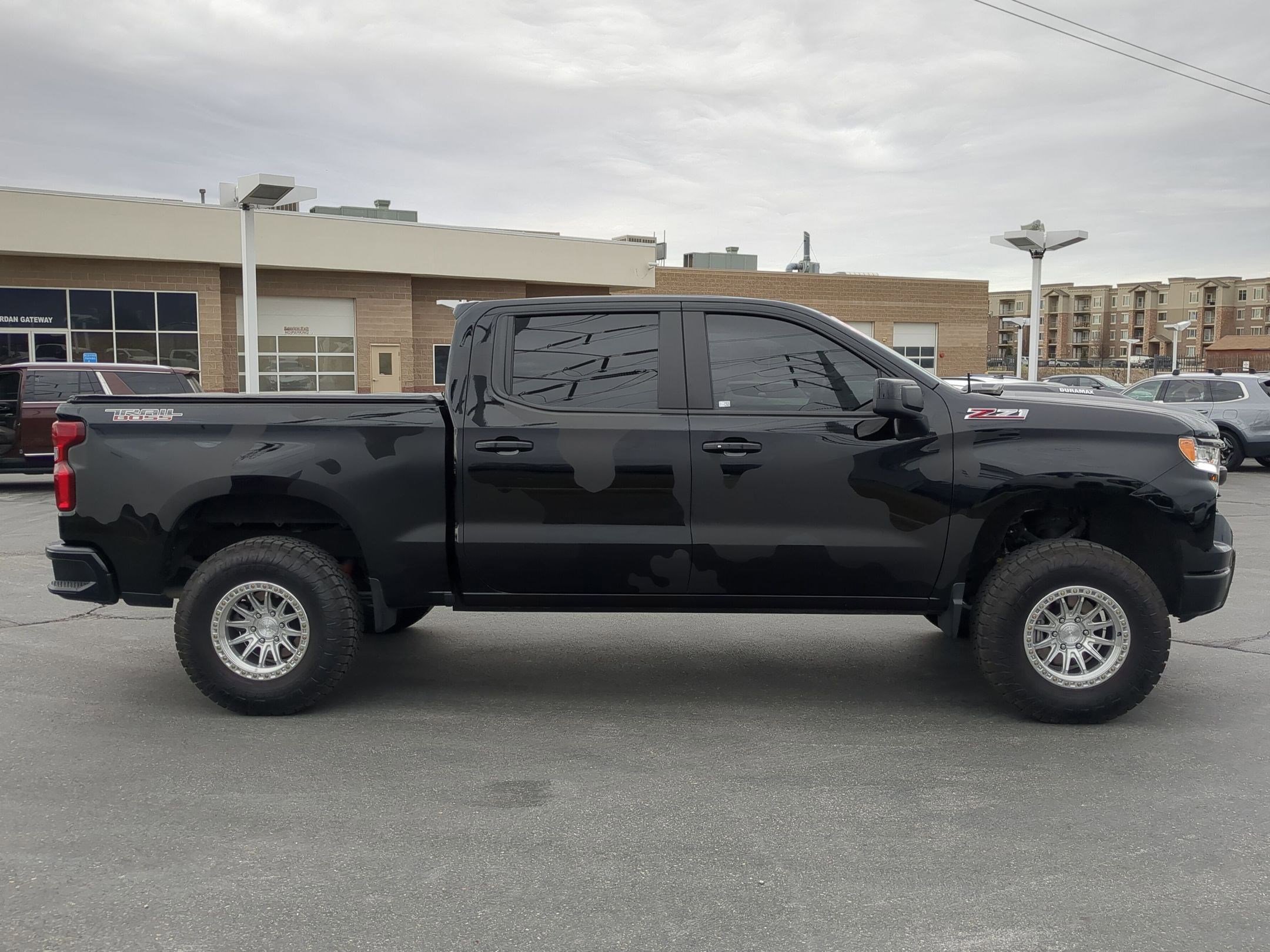 Used 2025 Chevrolet Silverado 1500 LT Trail Boss image 7