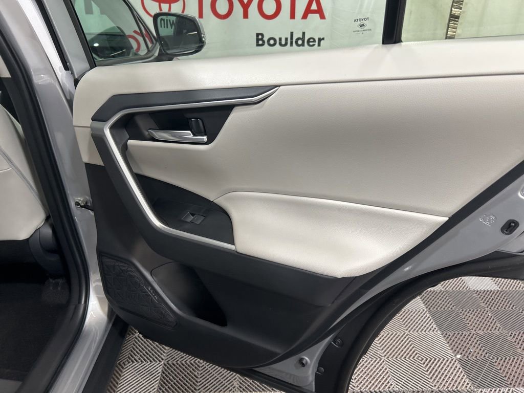 Used 2025 Toyota RAV4 XLE Premium image 11