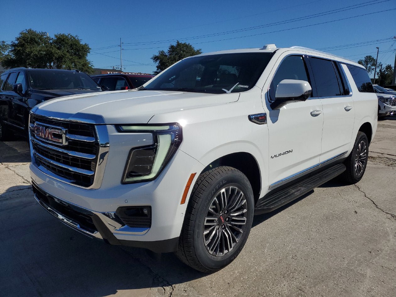 New 2027 GMC Yukon XL Elevation w/ Elevation Preferred Package RWD image 3