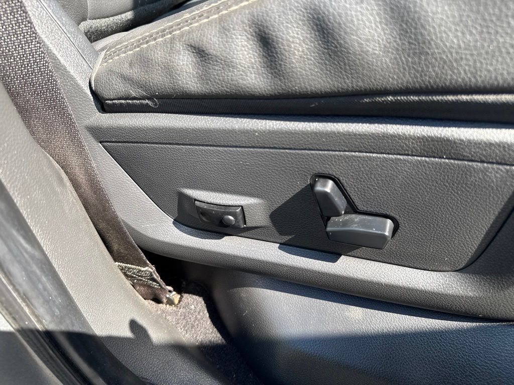 Used 2012 RAM 1500 Laramie AWD/4WD image 12