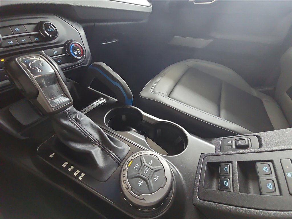 Used 2021 Ford Bronco Black Diamond image 15