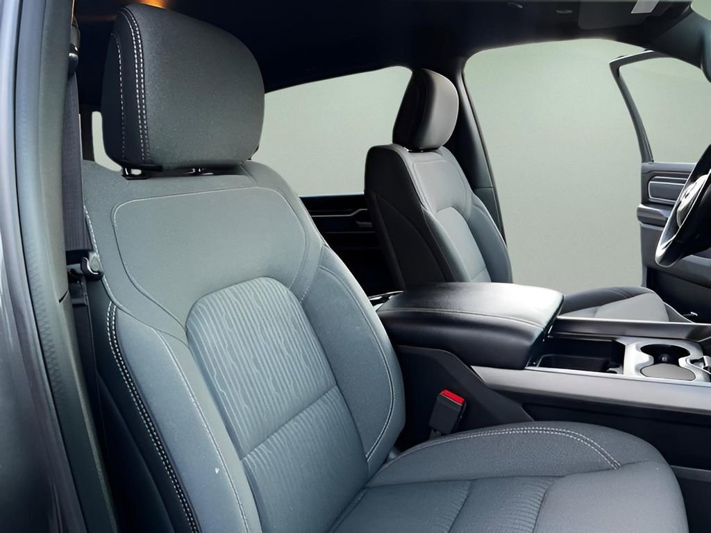 Used 2021 RAM 1500 Big Horn image 31