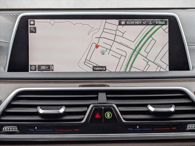 Used 2022 BMW 750i xDrive AWD/4WD image 13