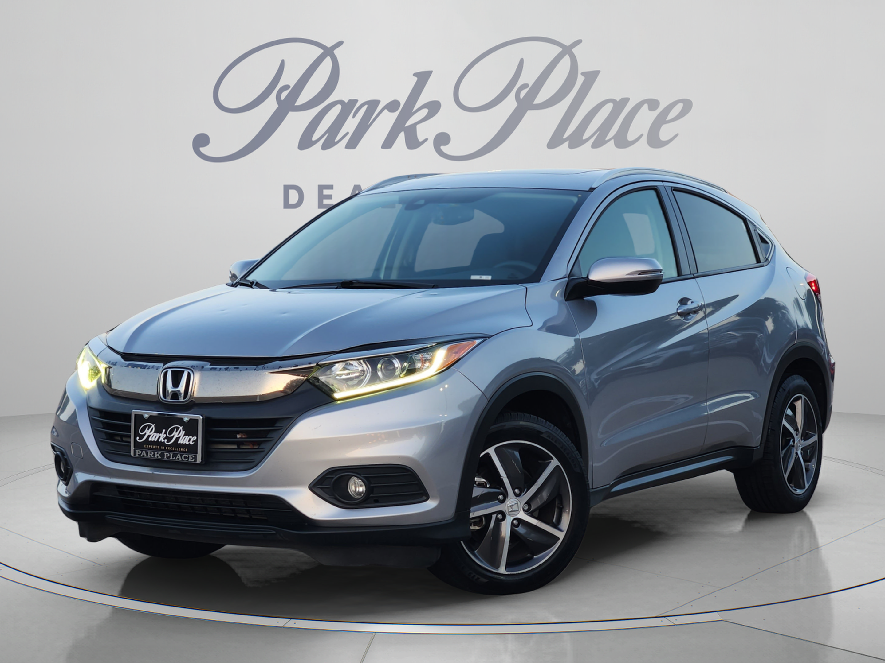 Used 2022 Honda HR-V EX-L image 1