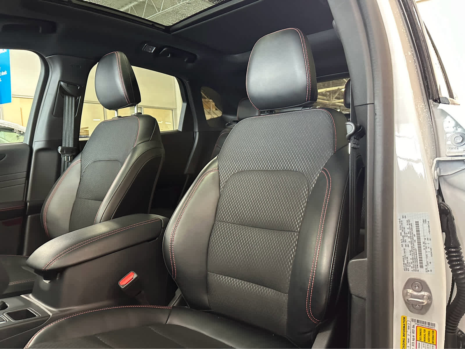 New 2025 Ford Escape ST-Line Elite w/ Tech Pack #1 image 25