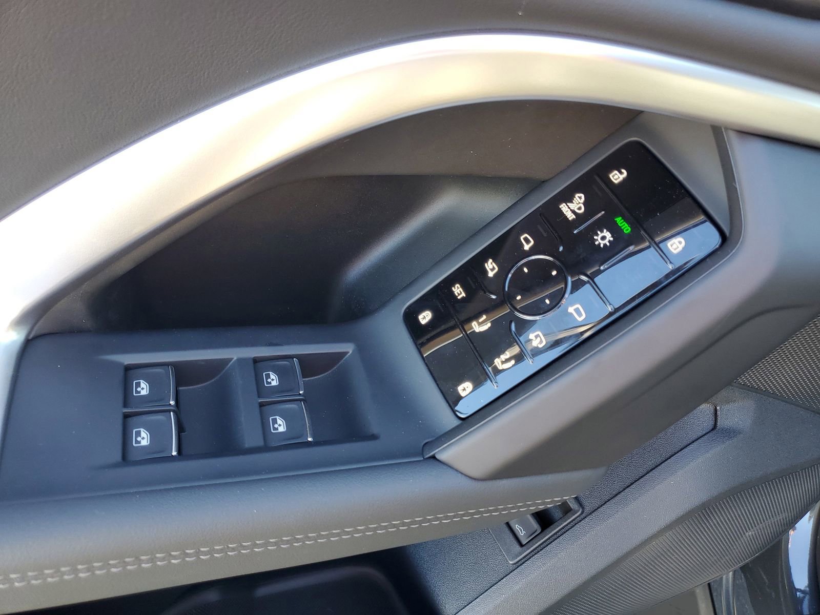 New 2025 Audi Q5 Premium Plus AWD/4WD image 21