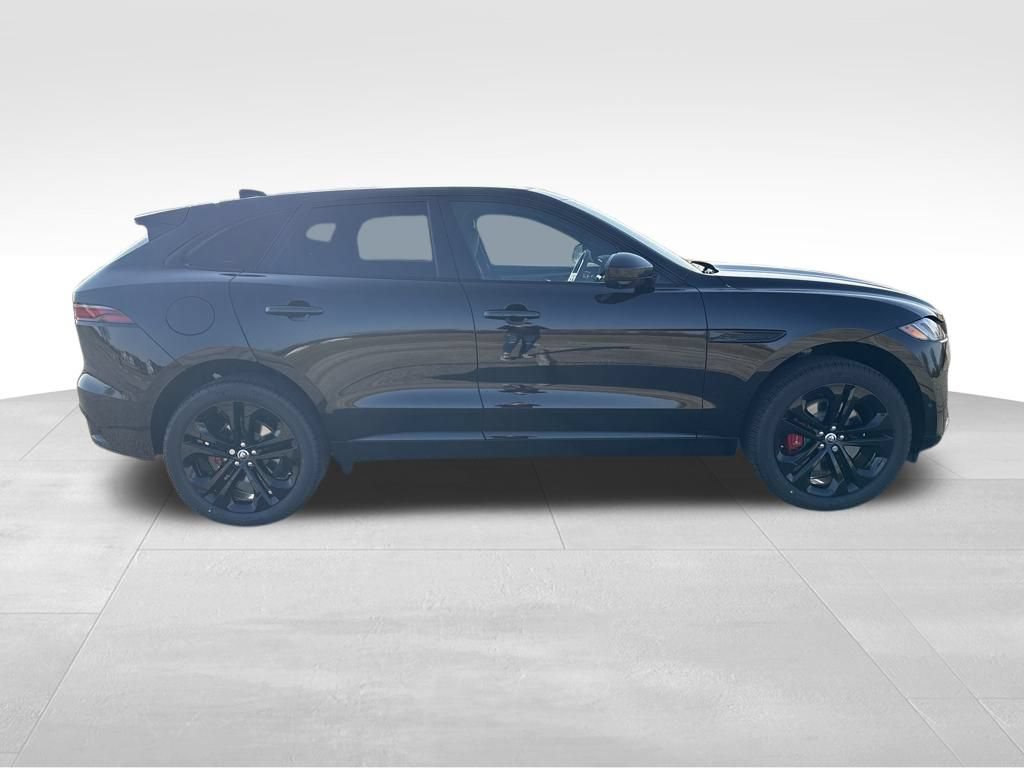 Certified 2026 Jaguar F-PACE R-Dynamic S AWD/4WD image 5