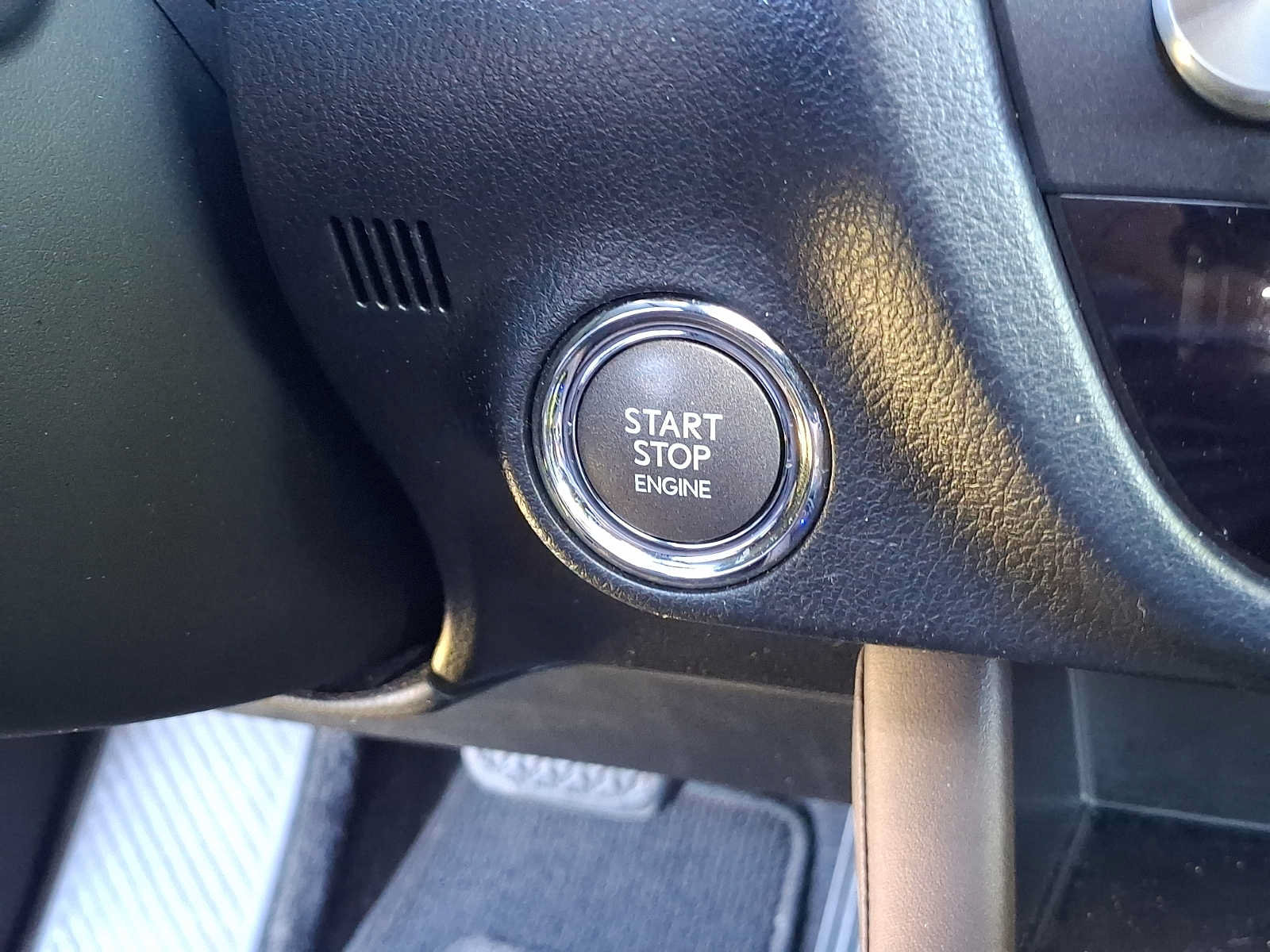 Used 2018 Lexus RX 350L AWD image 28