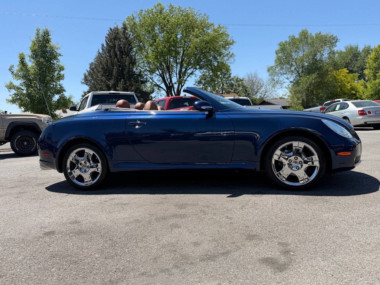 Used 2005 Lexus SC 430 Convertible w/ Preferred Accessory Pkg RWD image 10