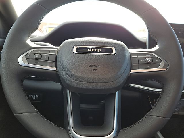 New 2026 Jeep Compass Latitude image 19