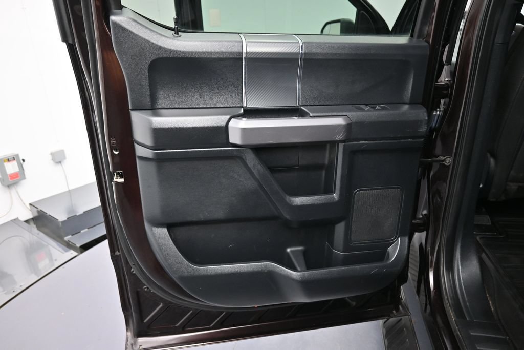 Used 2019 Ford F150 XLT w/ Equipment Group 302A Luxury AWD/4WD image 26