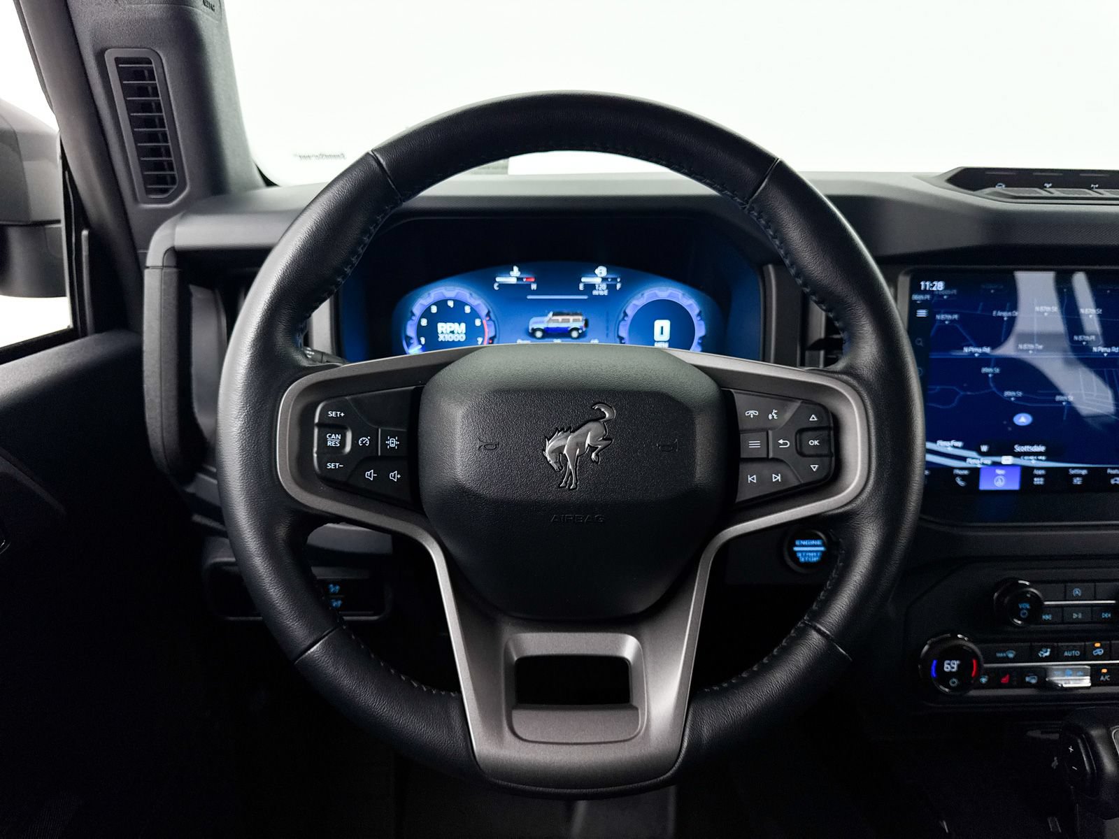 Used 2025 Ford Bronco Badlands AWD/4WD image 4