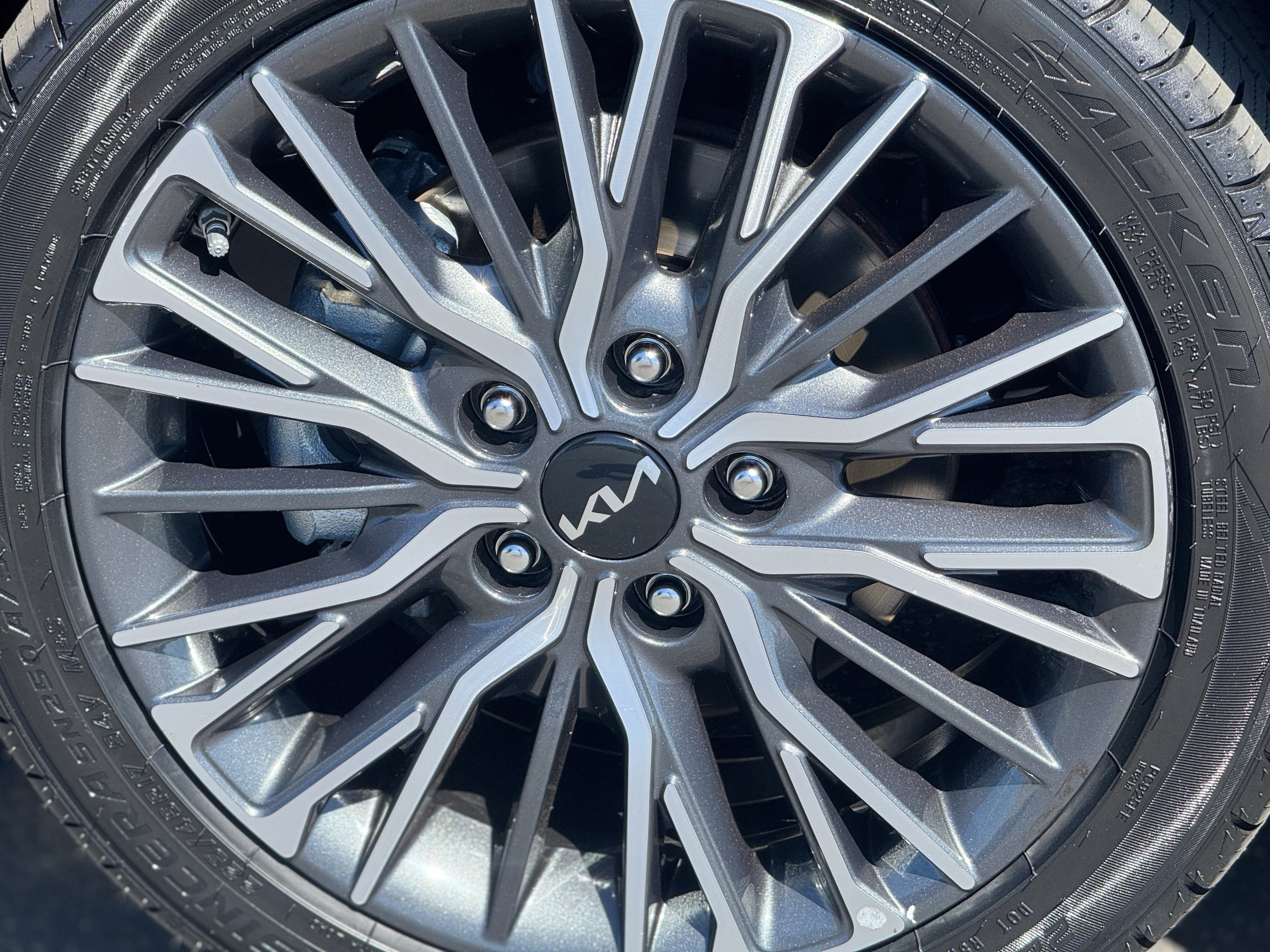 Used 2023 Kia Forte GT-Line FWD image 8