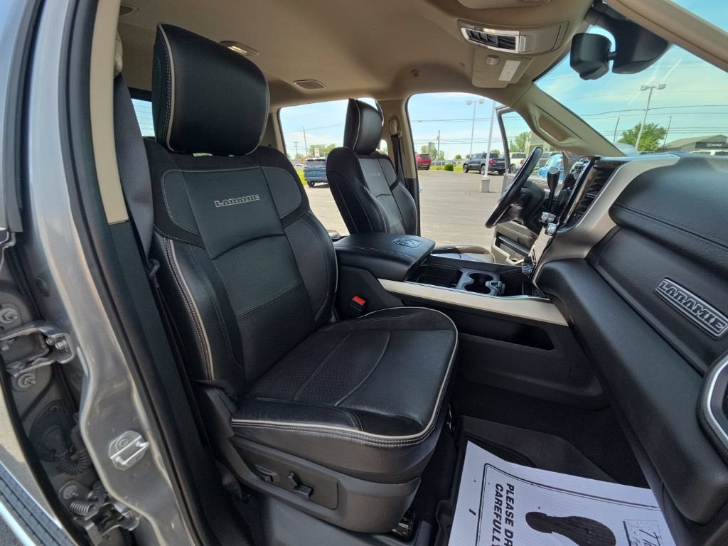 Used 2020 RAM 3500 Laramie AWD/4WD image 32