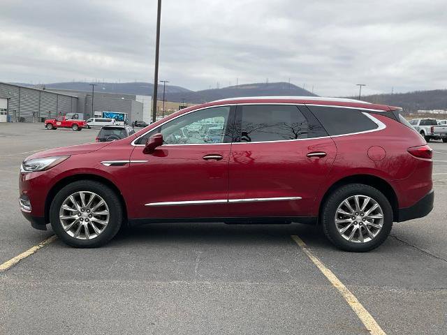 Used 2020 Buick Enclave Premium w/ Sun and Sites Package AWD/4WD image 26