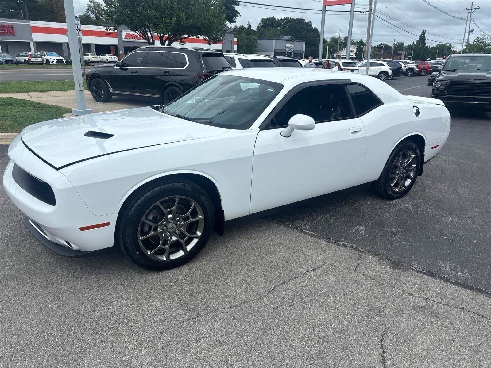 Used 2017 Dodge Challenger GT w/ GT Interior Package AWD/4WD image 9